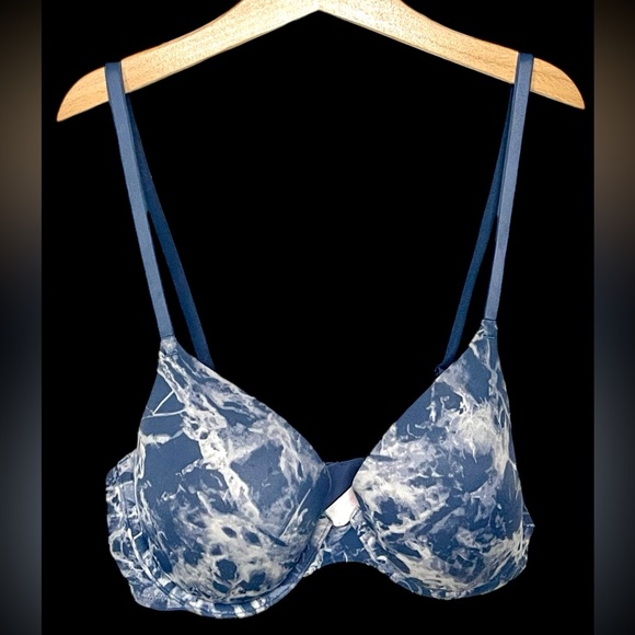 Victoria’s Secret PINK bra 34C - Picture 4 of 6